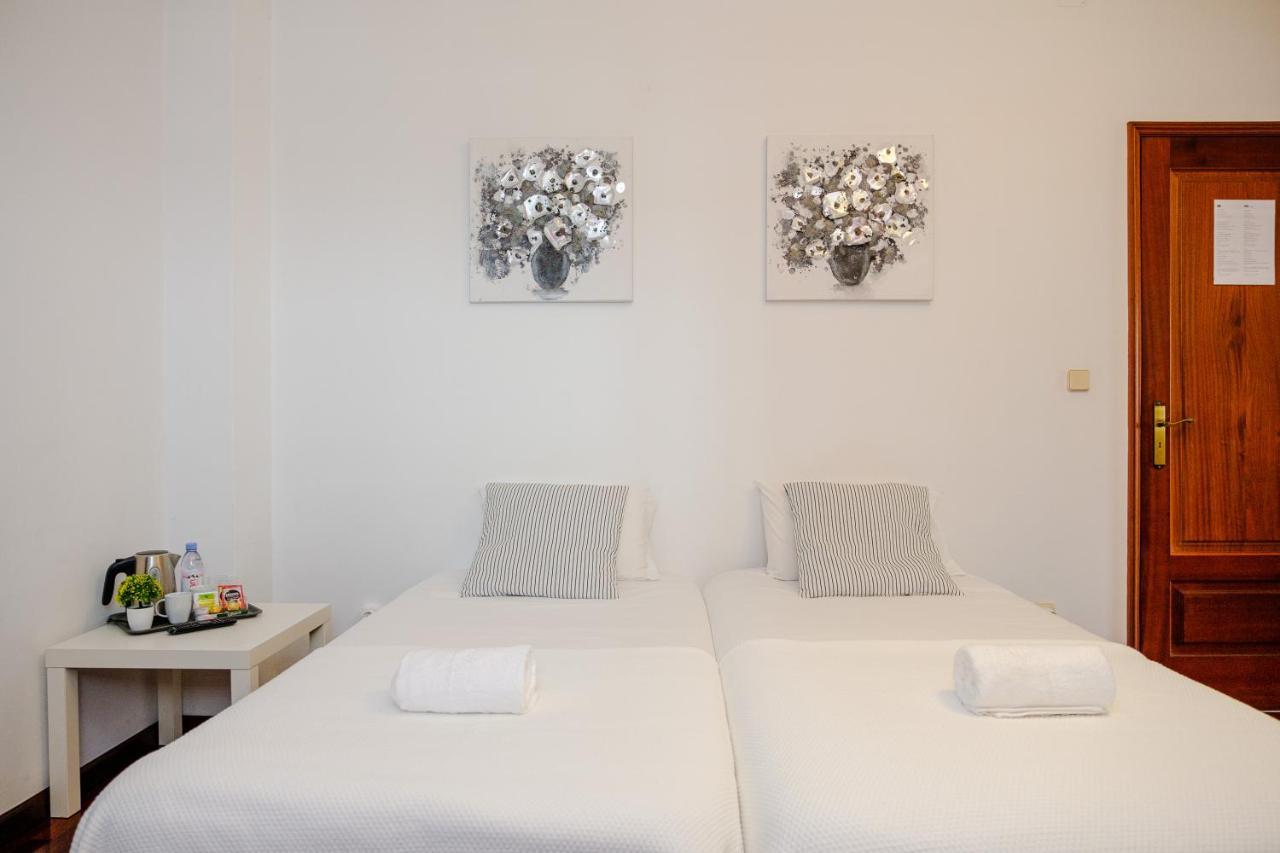 Classico Guesthouse Vila Nova de Gaia Extérieur photo