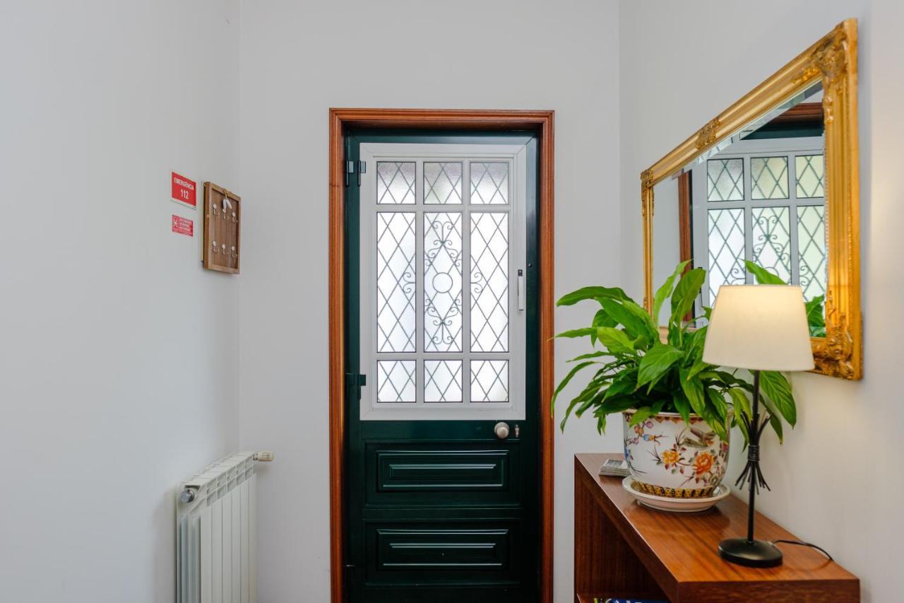 Classico Guesthouse Vila Nova de Gaia Extérieur photo